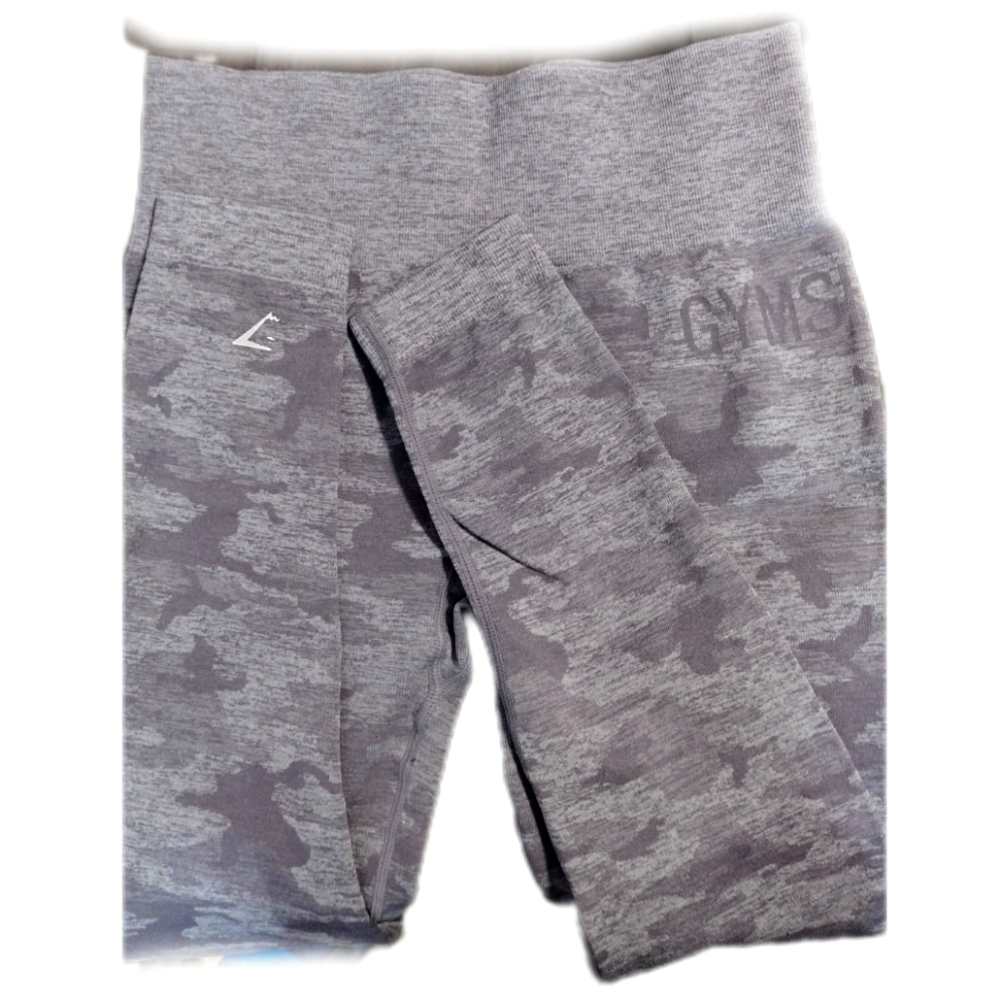 GYMSHARK Purple camo leggings